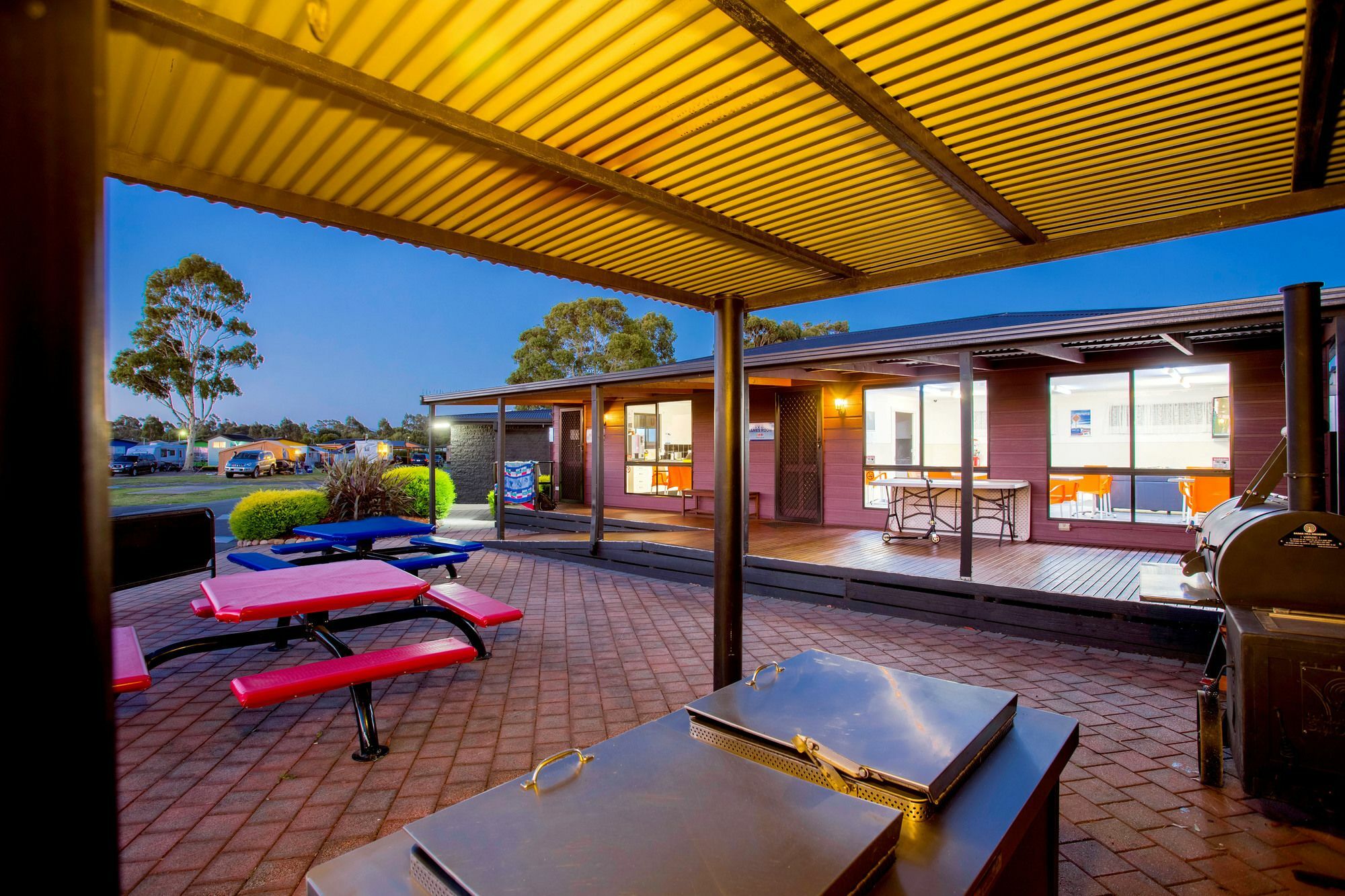 Big4 Traralgon Park Lane Holiday Park Exterior foto