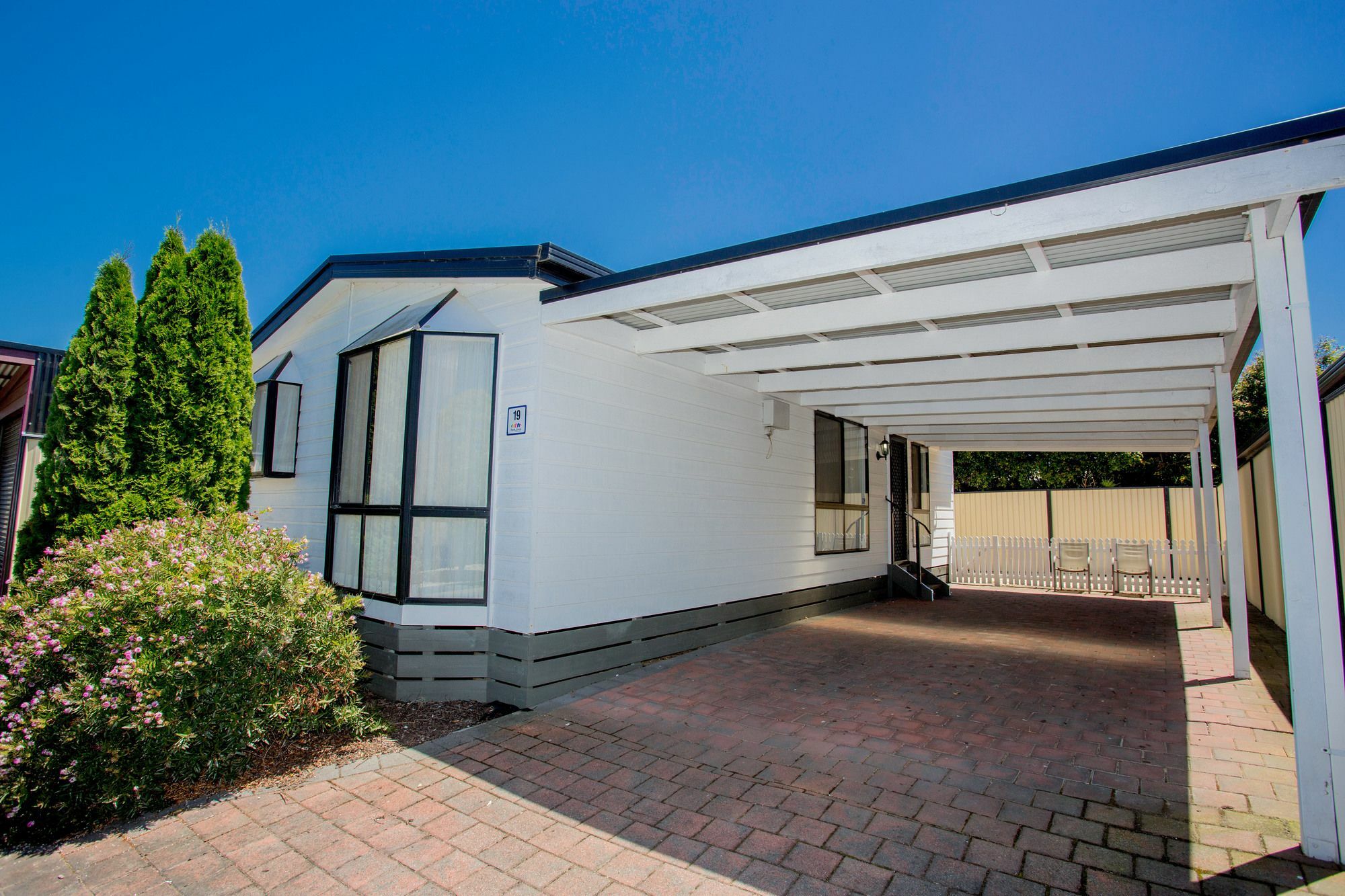 Big4 Traralgon Park Lane Holiday Park Exterior foto